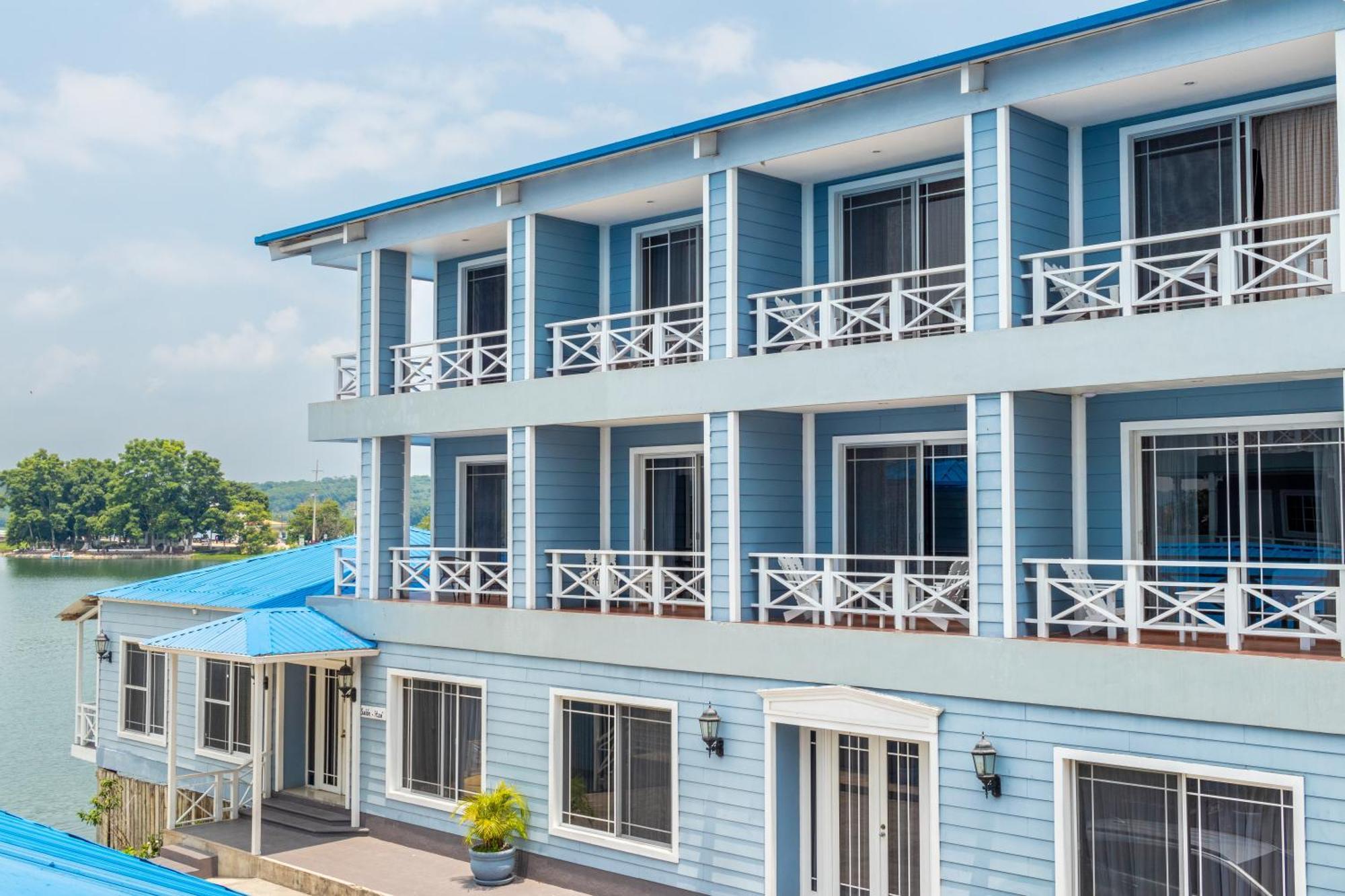 Hotel Casona Del Lago Флорес Экстерьер фото